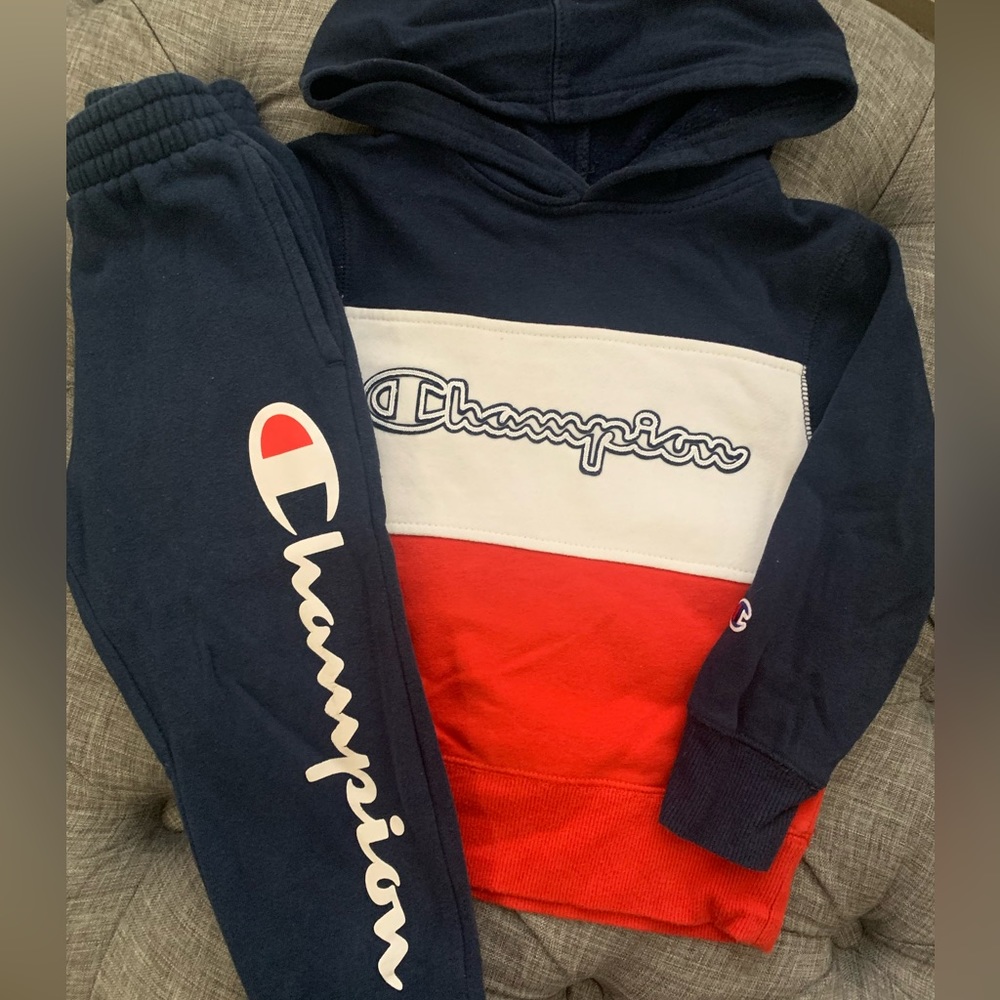Champion matching Set